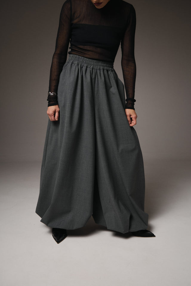 Transforming Wool Balloon Pants