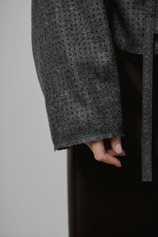 Grau perforierte Wolljacke