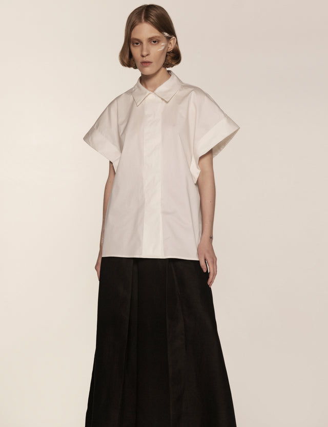 White shirt with shirt sleeves