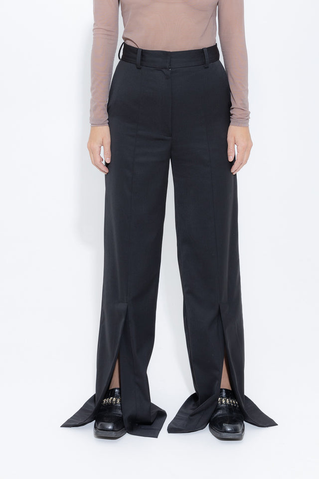 Wide trousers with splits